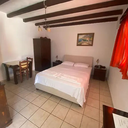 Sun Of Mykonos Hotel apartamentowy 3*